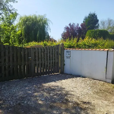 La Fermette Szálloda Favières